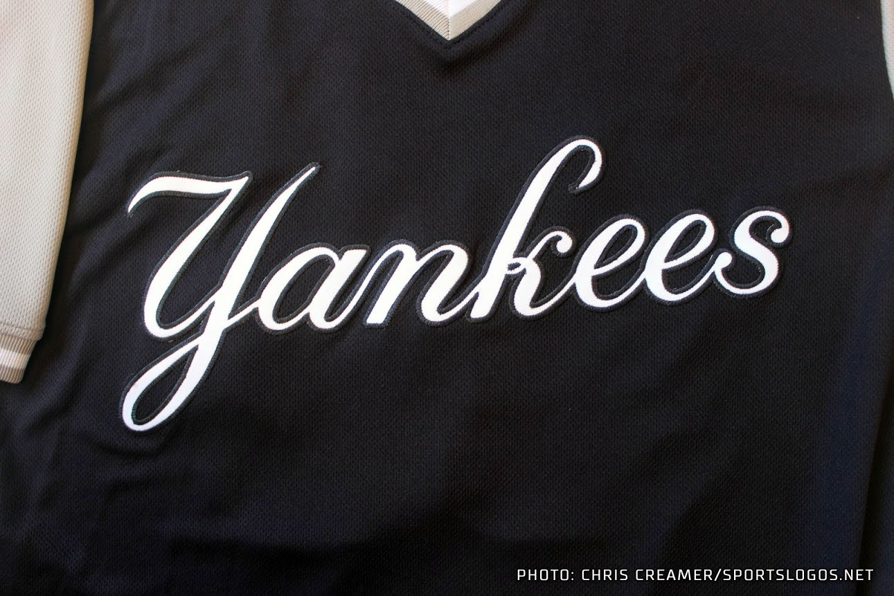 Yankees wordmark detail Chris Creamer's News and Blog
