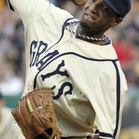 Pirates to Honour Homestead Grays With Throwback Uniforms Friday –  SportsLogos.Net News