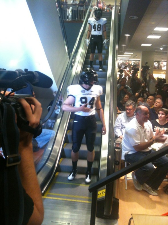 Vanderbilt Shows Off Their New Uniform Combinations – SportsLogos