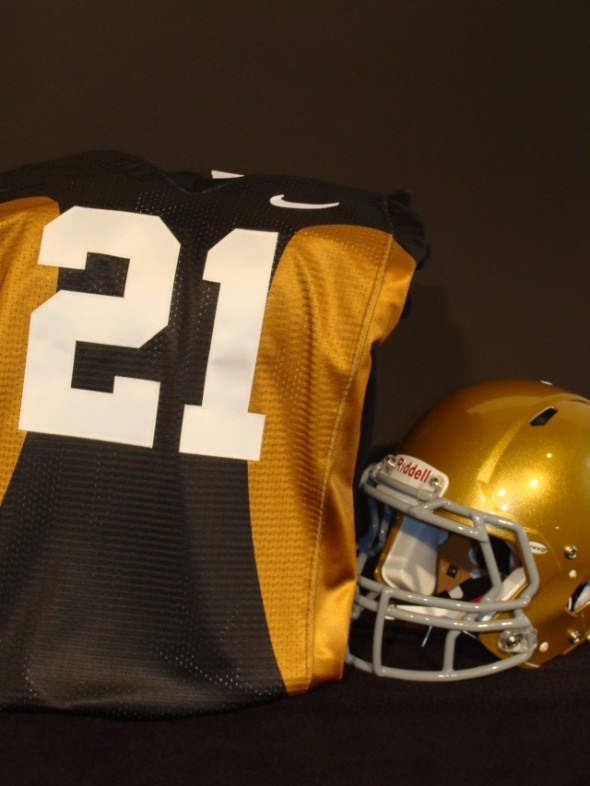 Hawkeyes uniforms: Iowa football team wears special gold 'winged