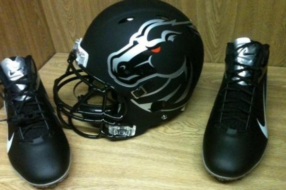 Boise State black black-out nike broncos - helmet shoes