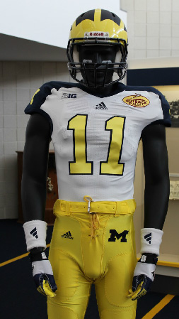 Gators' Outback Bowl uniforms