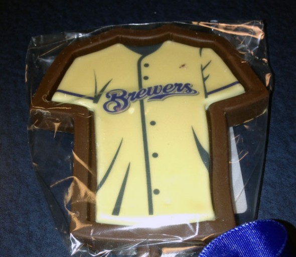 Brewers Introduce New Official Alternate Gold “Brewers” Jersey