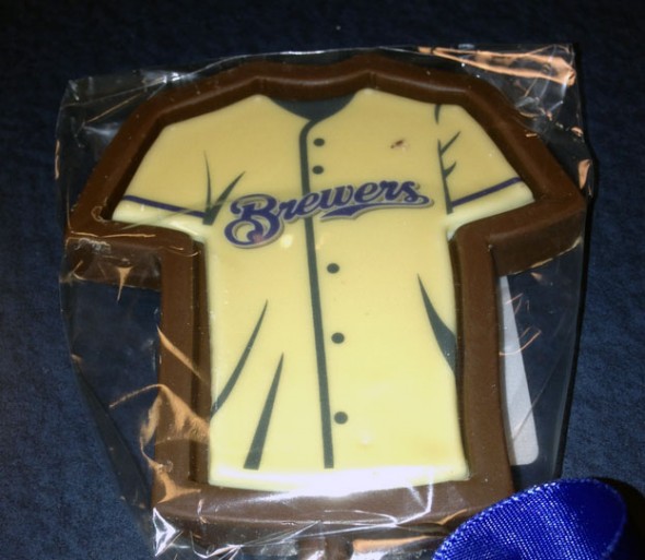 Brewers Add Gold Jersey as Alternate for 2013 – SportsLogos.Net News