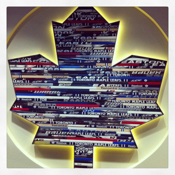 Toronto Maple Leafs Logo hockey sticks