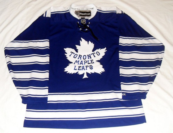 toronto maple leafs winter classic jersey in Ontario - Kijiji Canada