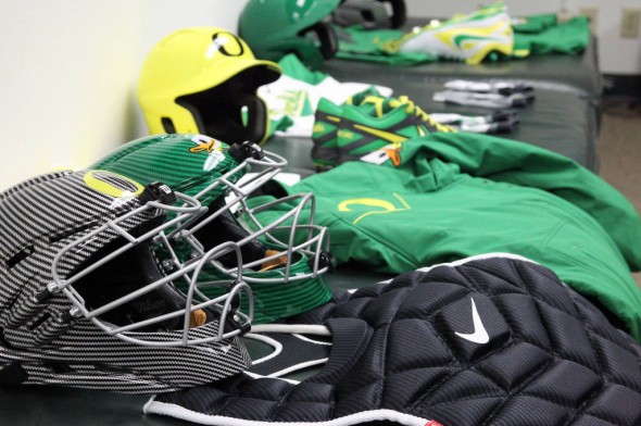 oregon ducks softball helmets