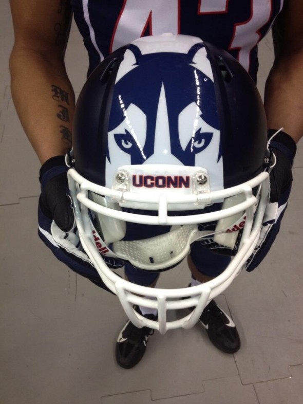 uconn football helmet logo