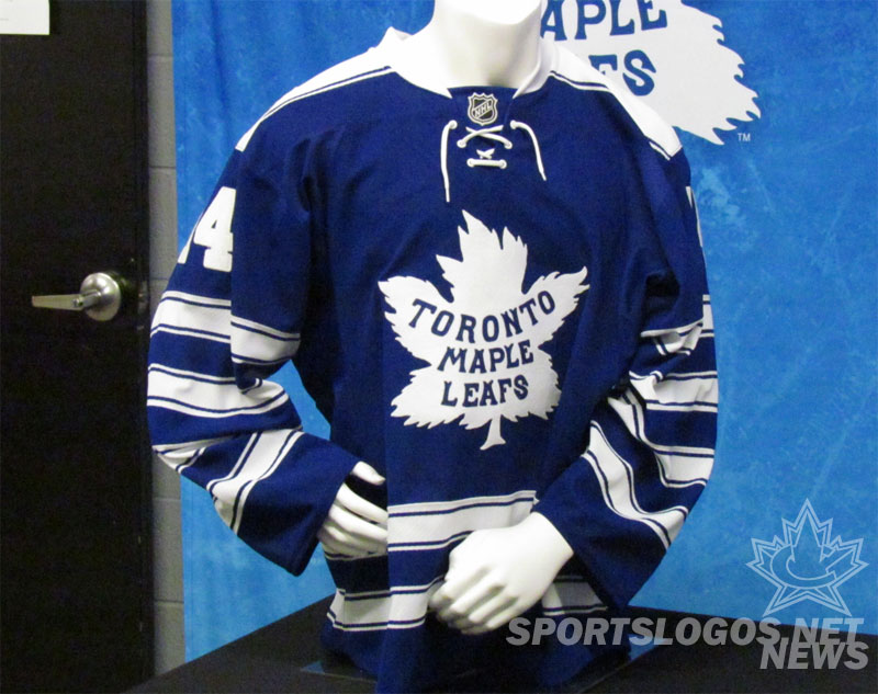 Toronto Maple Leafs 2014 NHL Winter Classic Jersey (Photo: Clark Rasmussen/SportsLogos.Net)