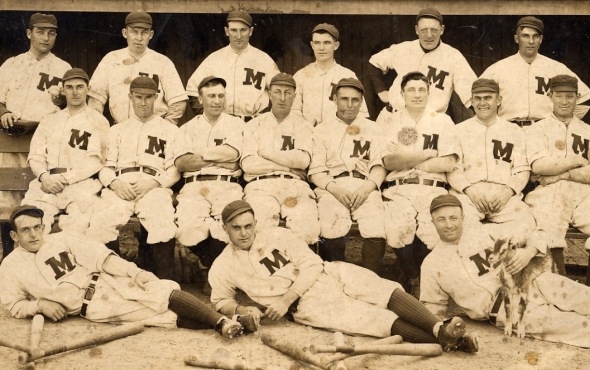 1913 Milwaukee Brewers Team Photo