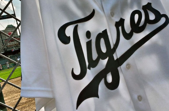 detroit tigers tigres jersey