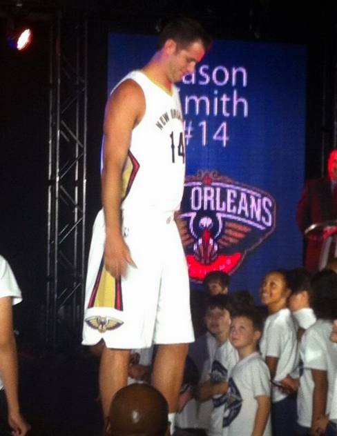 Pelicans unveil Mardi Gras uniforms