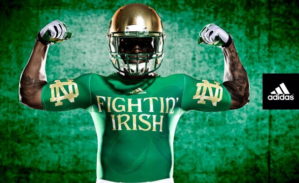 Wisconsin Unveils Alternate Uniforms For Shamrock Series Game Against Notre  Dame – SportsLogos.Net News