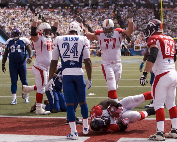 Nike Cranks Up the Voltage On the 2014 NFL Pro Bowl Uniforms