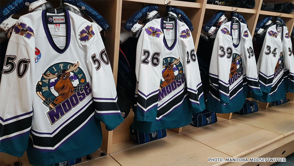 Moose Turn Back Clock, Wear 1990s Throwbacks