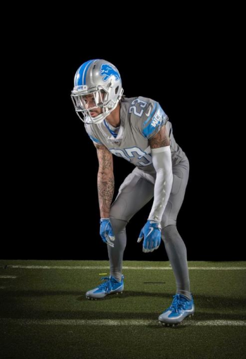 Detroit Lions officially unveil new uniforms | Chris Creamer's ...