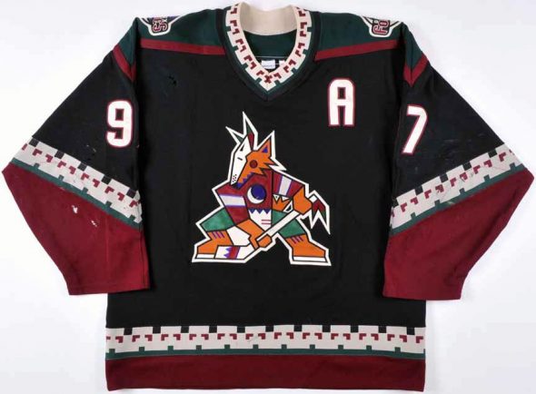 arizona coyotes 3rd jersey 2018