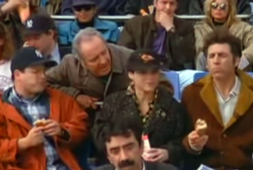 Elaine-Orioles-Cap-Yankees-Seinfeld.jpg
