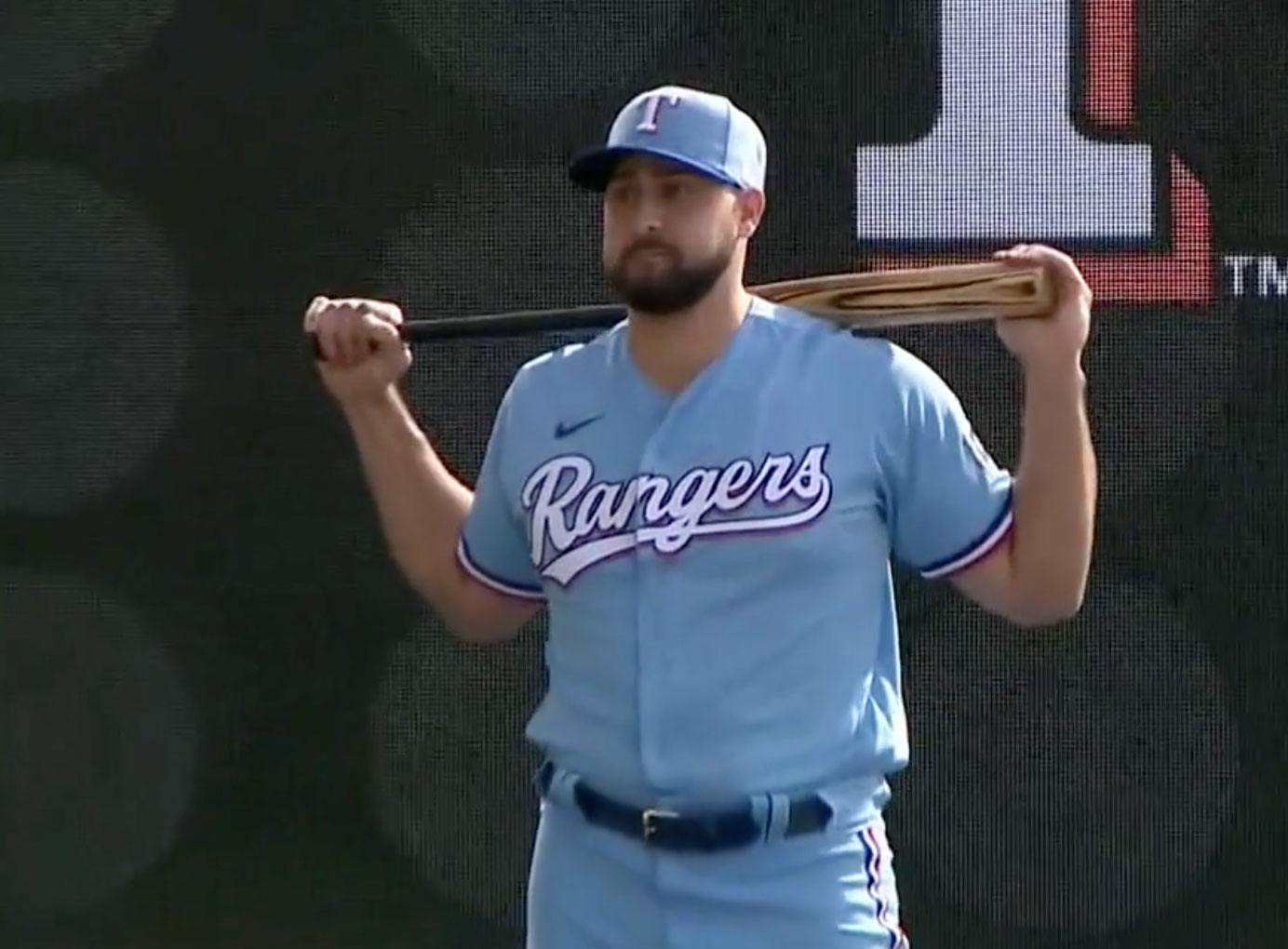 Texas Rangers Fans Go All Out with Blue Hair and Face Paint - wide 1