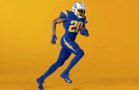 Los Angeles Chargers Unveil New Uniforms – SportsLogos.Net News