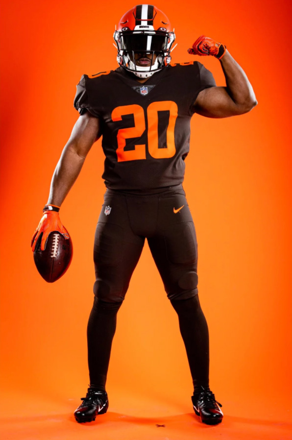 Cleveland Browns Unveil New Uniforms – SportsLogos.Net News