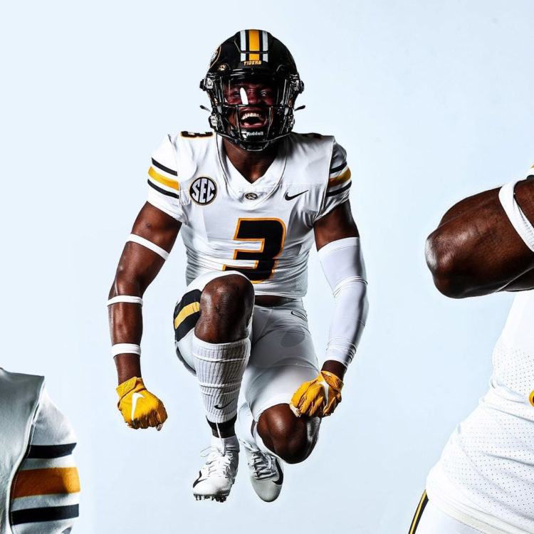 Missouri Tigers Unveil New Football Uniforms – SportsLogos.Net News