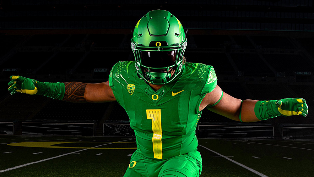 Oregon Ducks Unveil New Nike Football Uniforms News