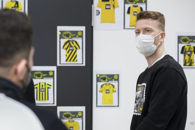 Borussia Dortmund Announces Finalists In 2023-24 Home Kit Design ...