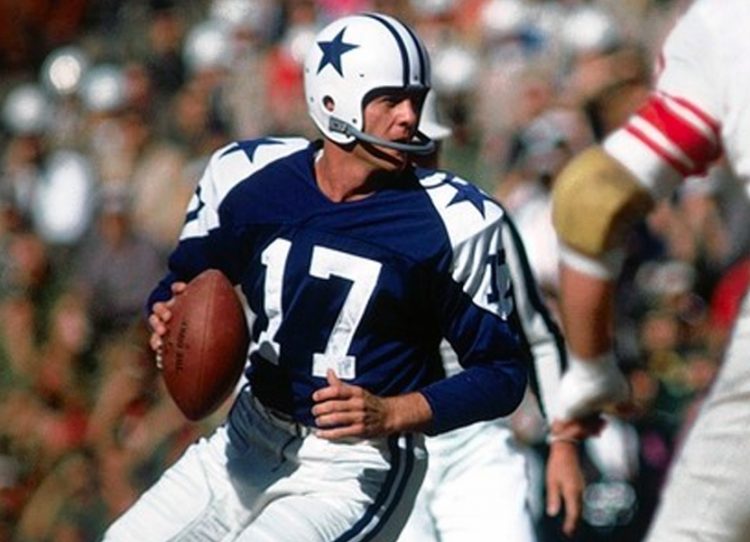 Dallas Cowboys Introduce White Throwback Helmet for Thanksgiving Game
