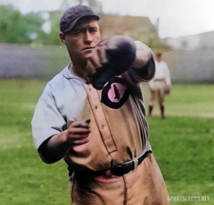 2022 MLB Field of Dreams Uniforms Unveiled Reds, Cubs Throw it Back