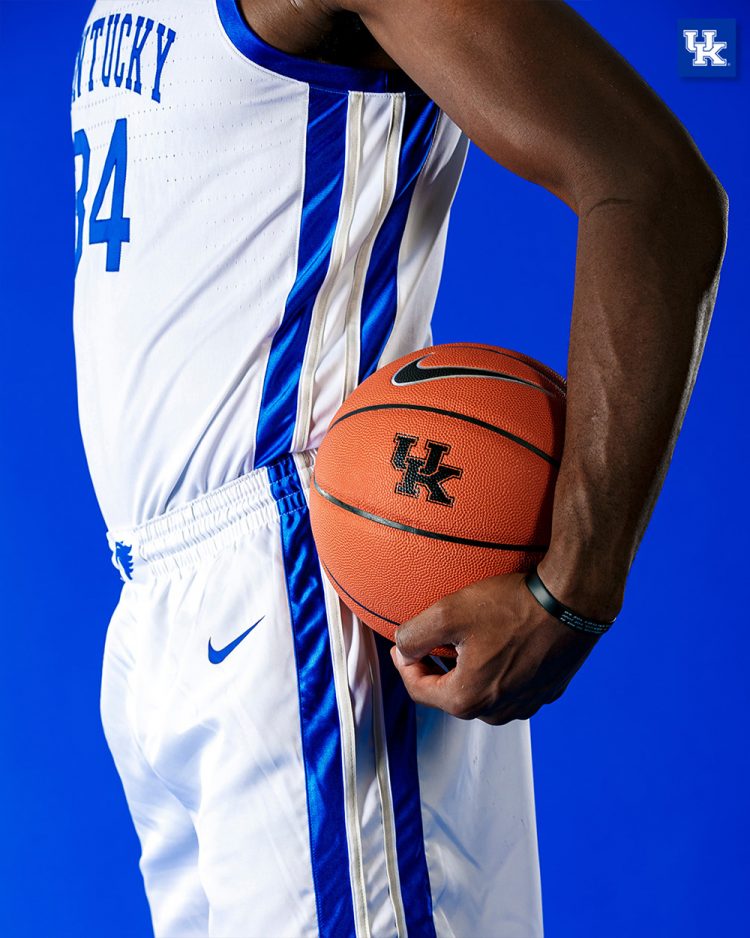 Kentucky Wildcats Unveil New Basketball Uniforms News