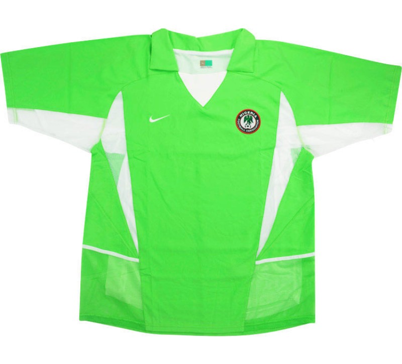 Football kit archive. Brazil 2002 Home t Shirt.