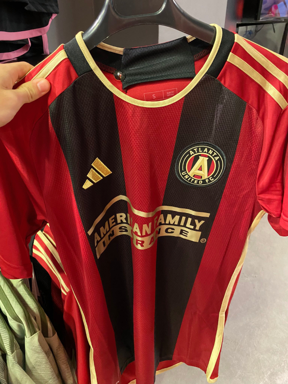 Photos of Leaked New Kits for 4 MLS Clubs Pop Up Online – SportsLogos ...