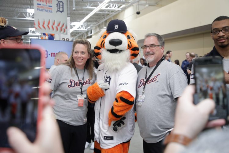 Detroit Tigers to Sport Meijer Ads on Sleeves as Part of Expanded