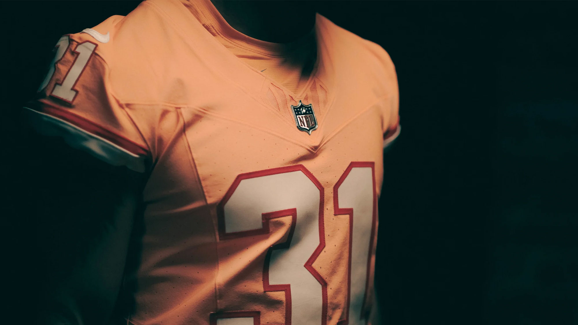 Tampa Bay Buccaneers Reintroduce Creamsicle Throwback Uniforms