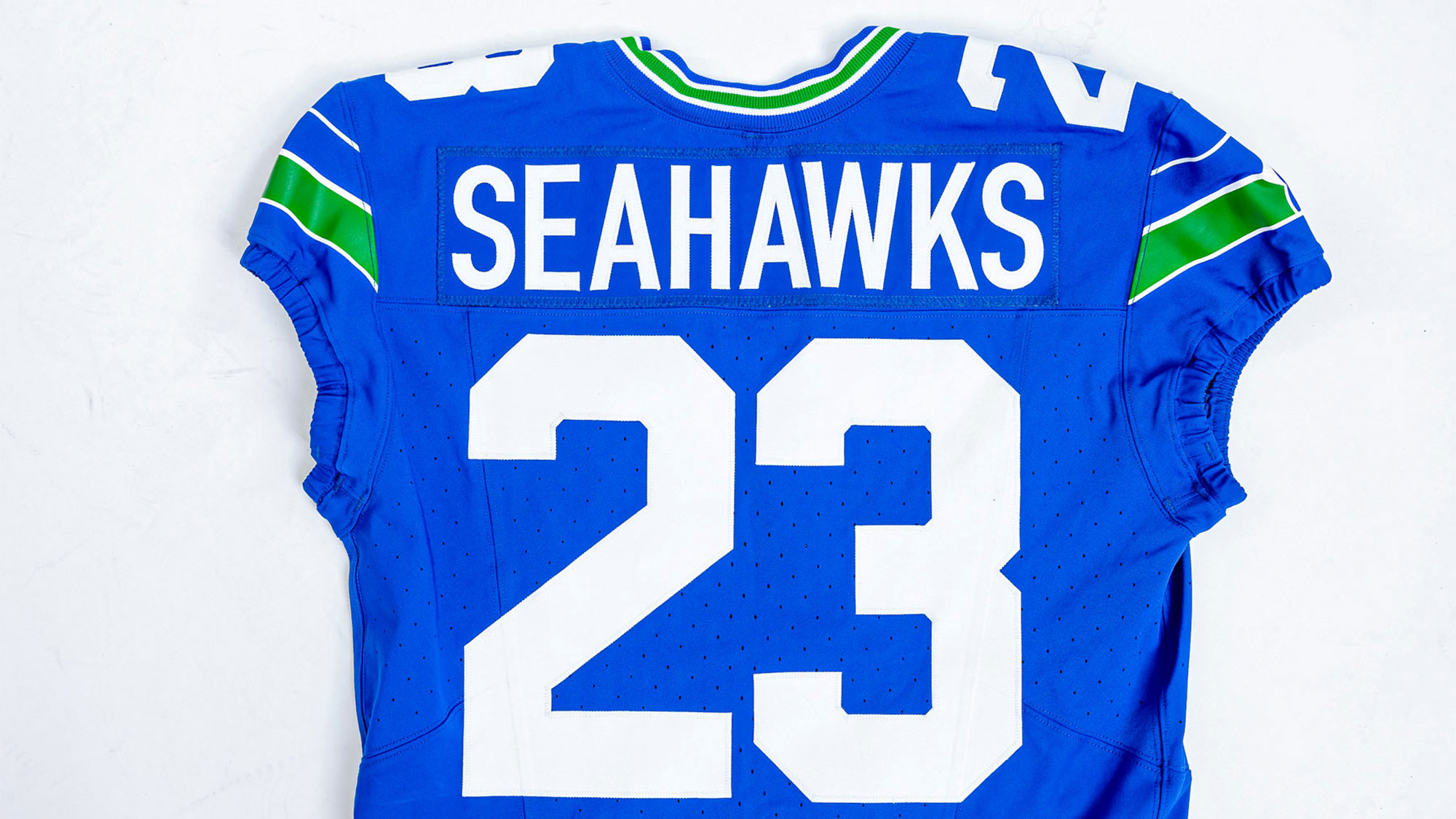 Seattle Seahawks Revive 1990s-Era Throwback Uniforms – SportsLogos.Net News