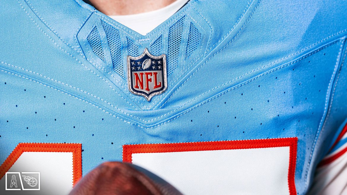 Tennessee Titans Unveil Houston Oilers Throwback Uniforms SportsLogos