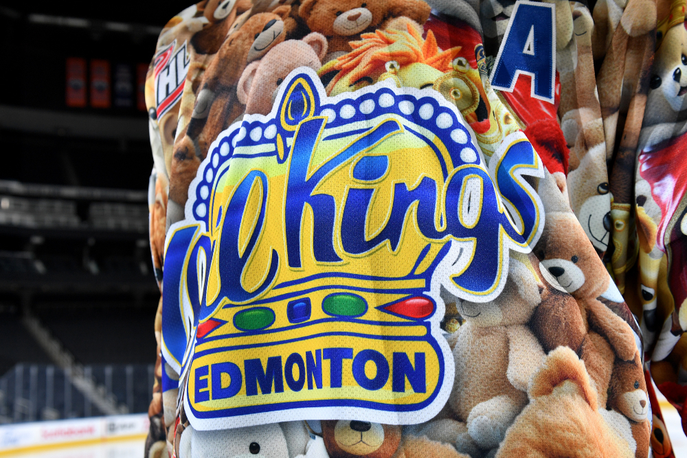 WHL’s Edmonton Oil Kings Can Bearly Contain Excitement For Teddy Bear