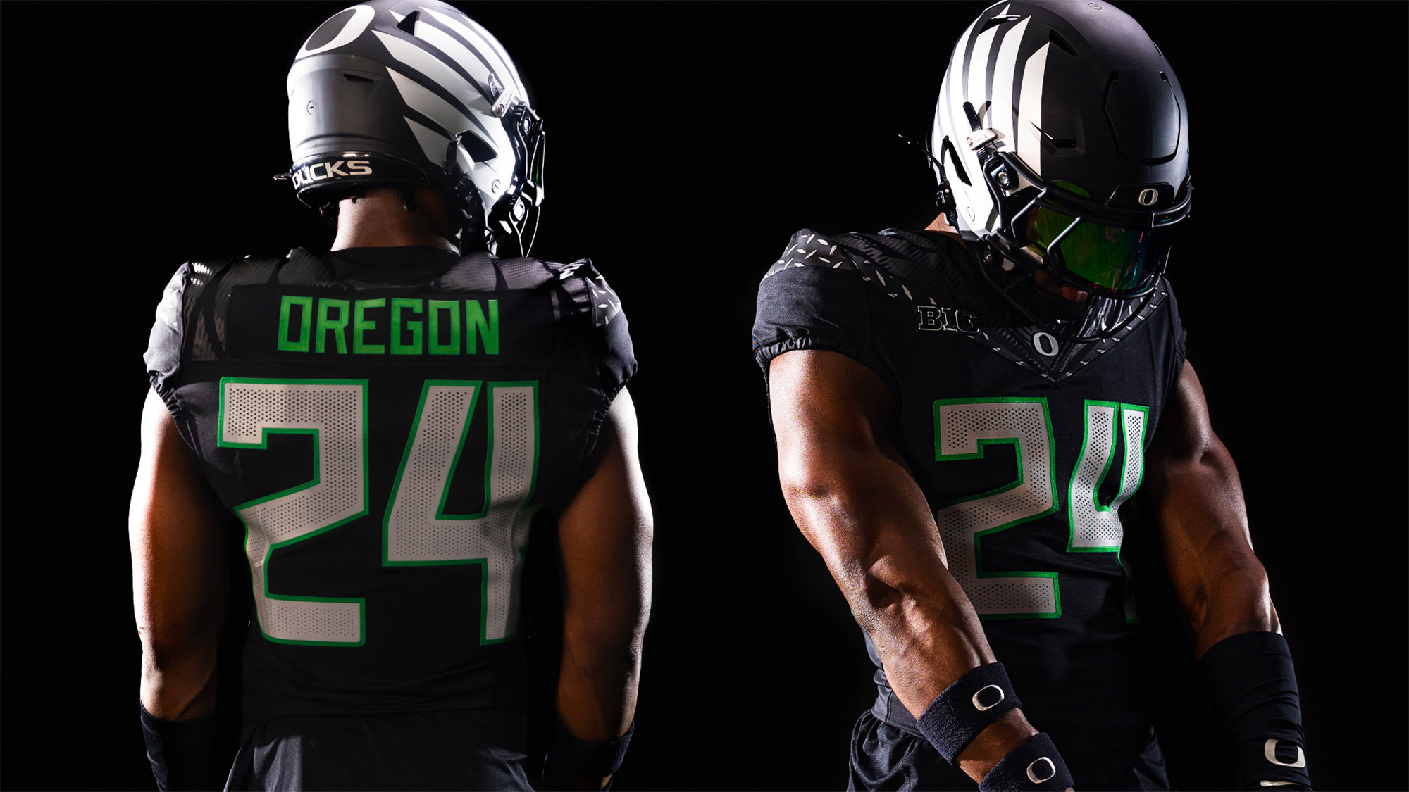 Oregon Ducks Unveil Black "Generation O" Football Uniforms