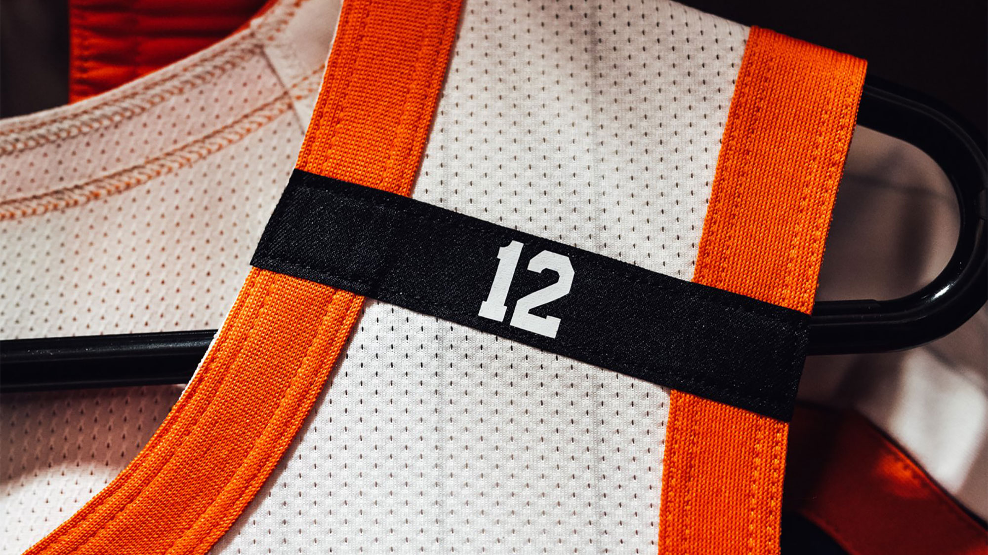 New York Knicks Add No. 12 Black Memorial Band to Jerseys To Honour Dick Barnett