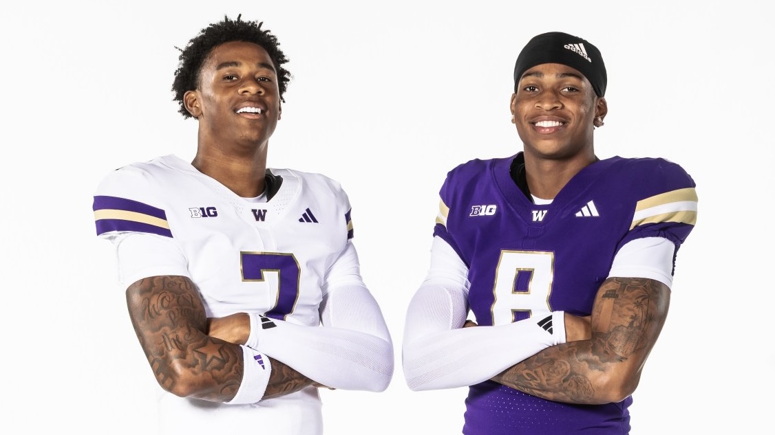 Washington Huskies Reintroduce Gold With New Football Uniforms 