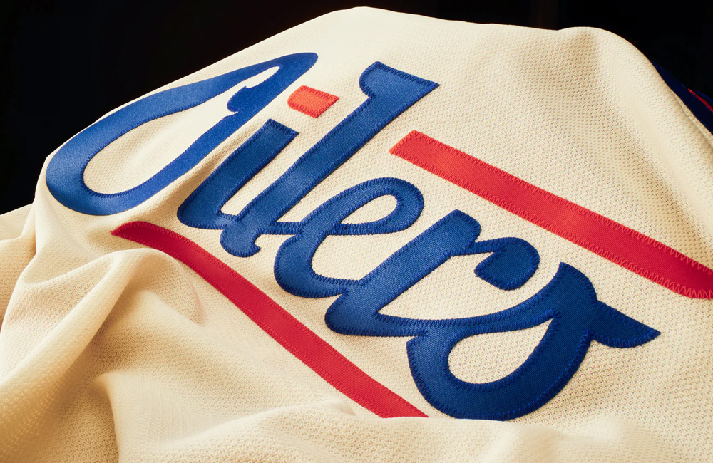 Edmonton Oilers New Uniform a Tribute to "Oil Country"
