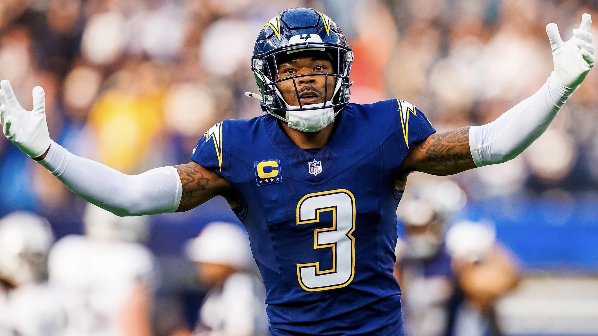 Los Angeles Chargers Wearing Navy Blue “Super Chargers” Alternate Uniforms On Saturday